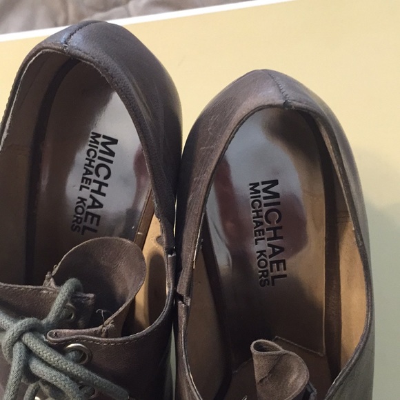 Michael Kors heels - Picture 2 of 5